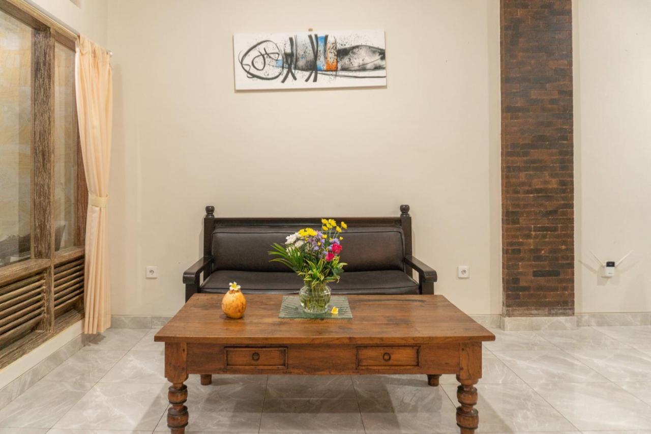 Townhouse, Pool & Kitchen, Ubud, Cucus Mondok Aparthotel Exterior photo